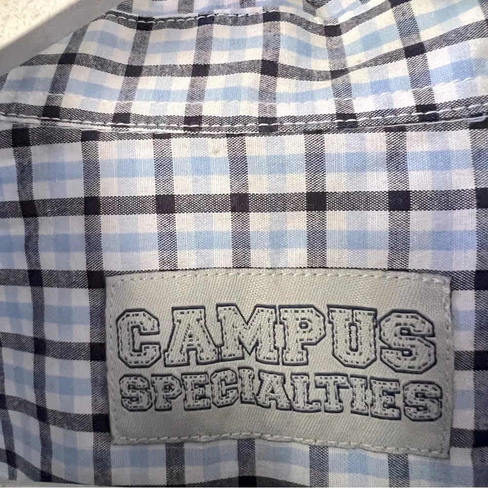 Campus Specialties UNC Tar Heel Men Blue Checkered Shirt Embroidered logo Sz M